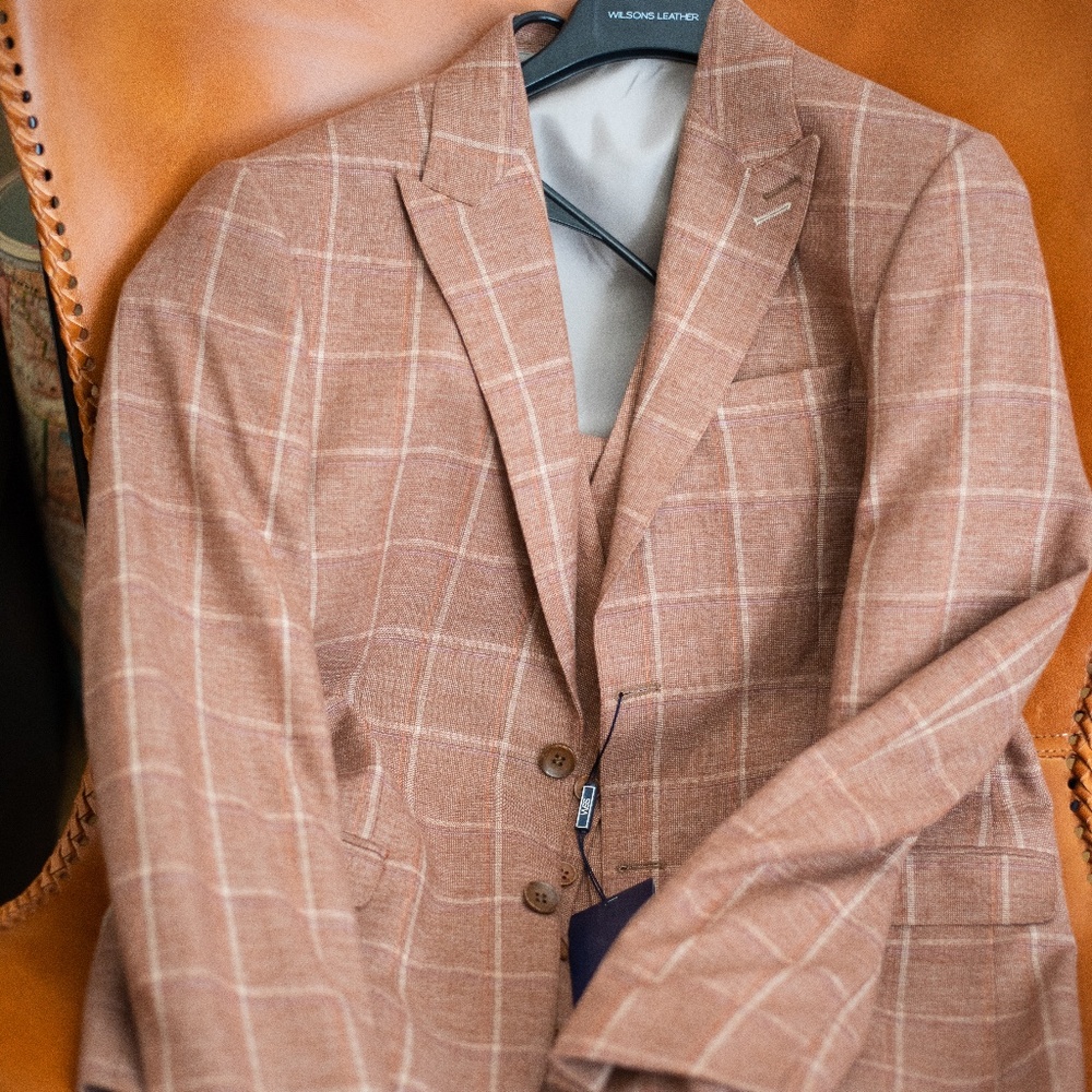 NWT 3 Piece Slim Fit Suit Size 40R